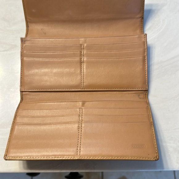 Coach Wallet - Picture 4 of 7